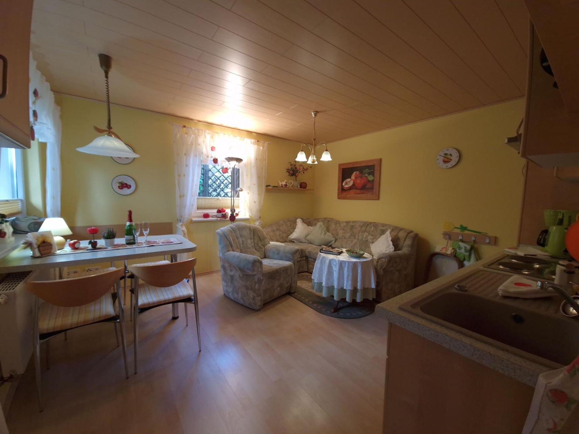 Апартаменты Ahlbeck, Ferienobjekt Apfel-Blume-Veilchen Херингсдорф Номер фото